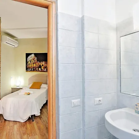 Trastevere 66 * Roma